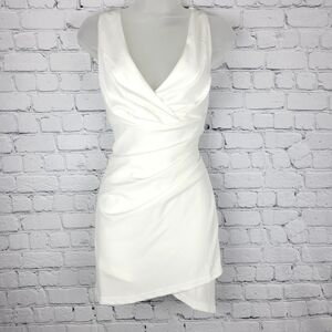 NWT Windsor Size S White Pleated Wrap Dress
